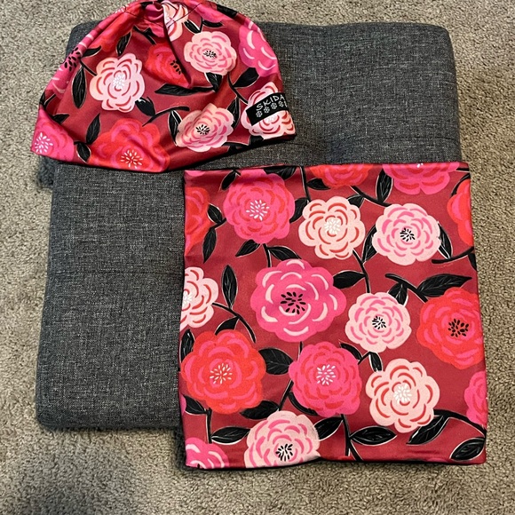 Skida Nordic Hat and Alpine Neck Warmer - Picture 2 of 2